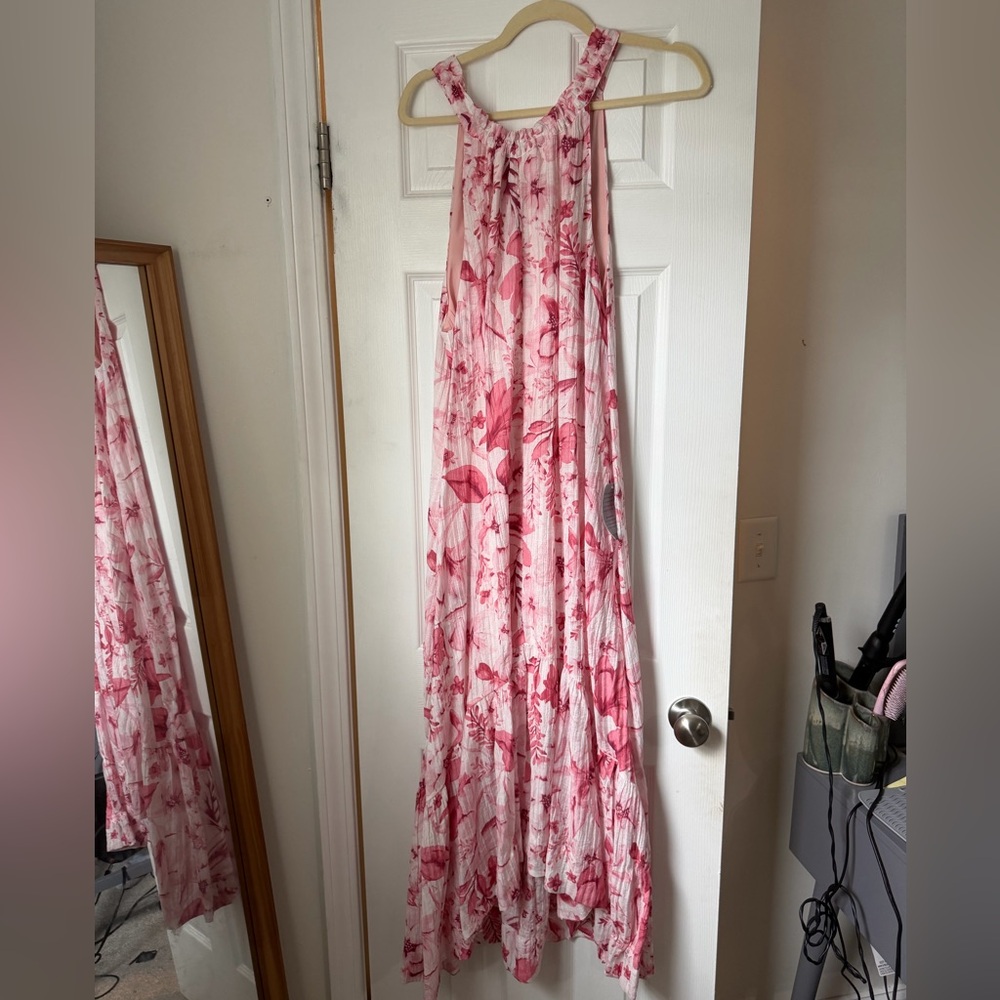 NWT Socialite Pink Floral Sleeveless Dress